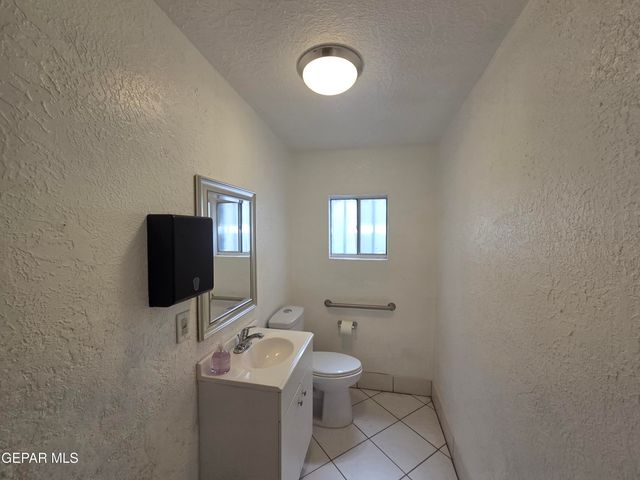 605 S KANSAS Street, El Paso, TX 79901