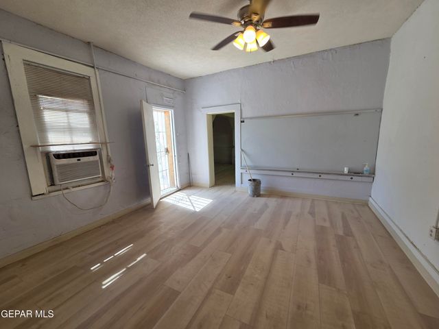 605 S KANSAS Street, El Paso, TX 79901