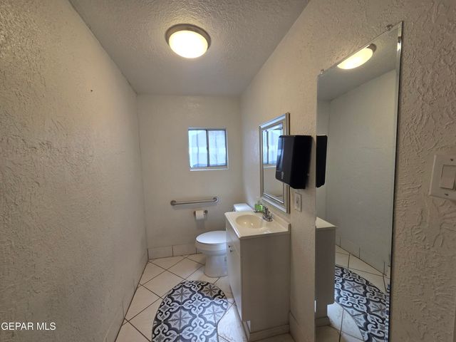 605 S KANSAS Street, El Paso, TX 79901