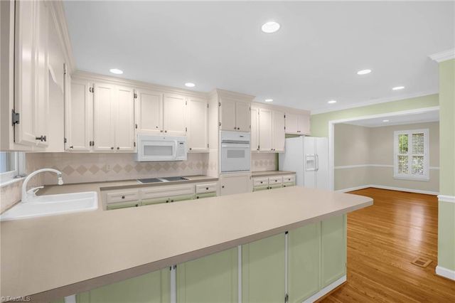 1905 Basset Trail, Greensboro, NC 27410