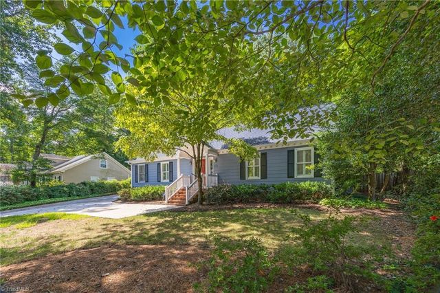 1905 Basset Trail, Greensboro, NC 27410