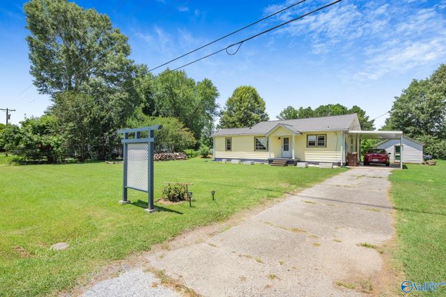 17193 New Cut Road, Athens, AL 35611