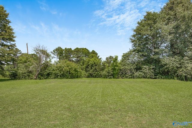 17193 New Cut Road, Athens, AL 35611