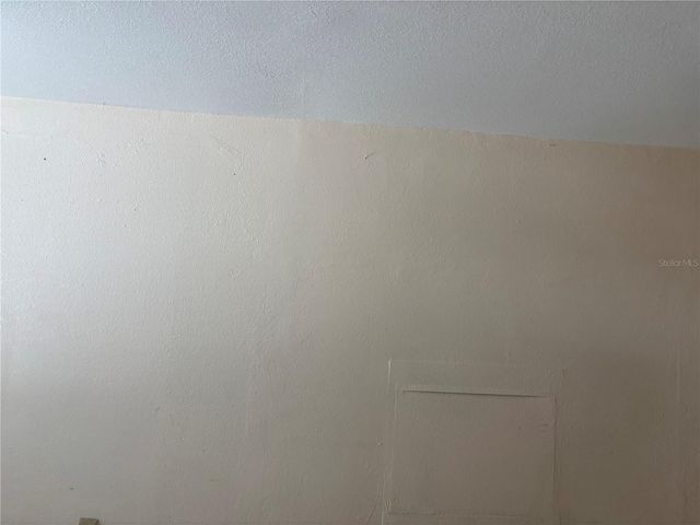 1320 LARSEN LN, Tampa, FL 33619