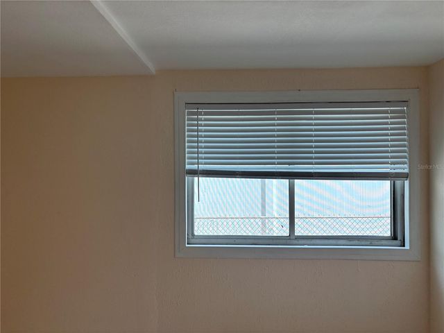 1320 LARSEN LN, Tampa, FL 33619