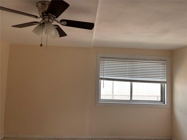1320 LARSEN LN, Tampa, FL 33619