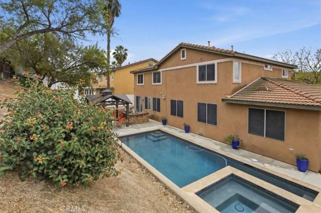 8072 Branding Iron Lane, Riverside, CA 92508