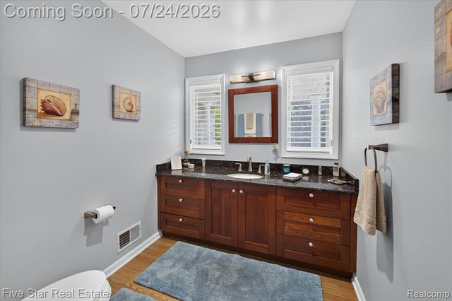 3556 Shady Beach Boulevard, Orchard Lake, MI 48324