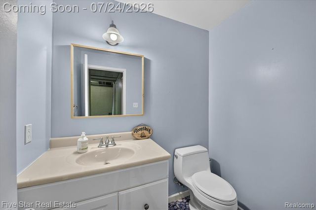 3556 Shady Beach Boulevard, Orchard Lake, MI 48324