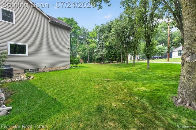 3556 Shady Beach Boulevard, Orchard Lake, MI 48324