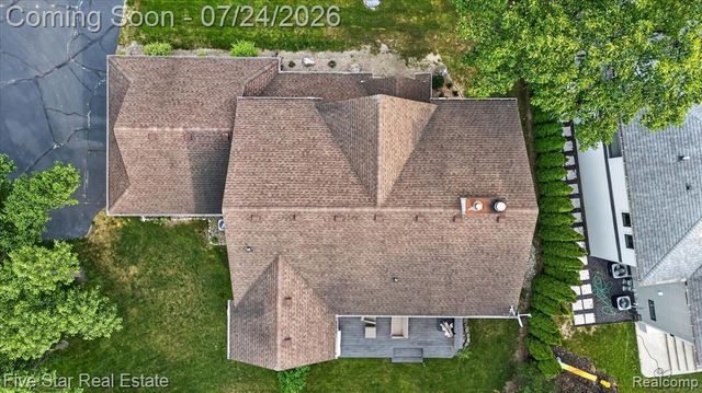 3556 Shady Beach Boulevard, Orchard Lake, MI 48324