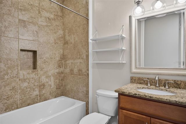 1048 BRADBERRY DRIVE, Nokomis, FL 34275