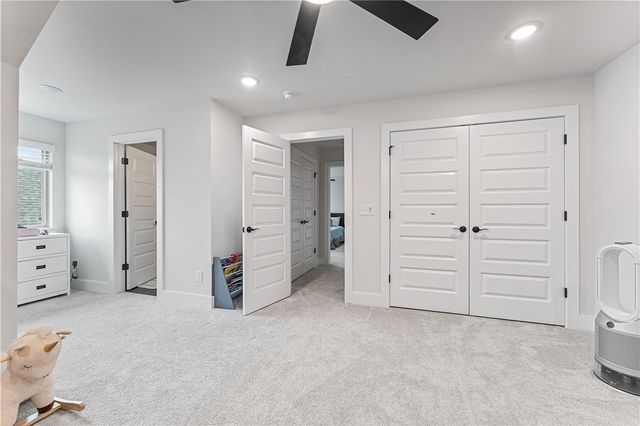 1430 Paragon Drive, Centerton, AR 72719