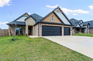 1430 Paragon Drive, Centerton, AR 72719