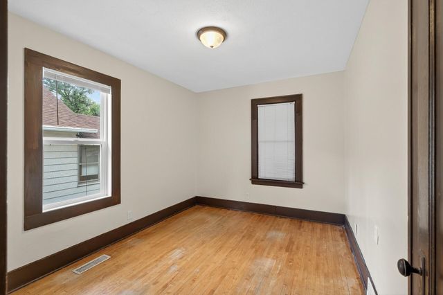 1117 Westminster Street, Saint Paul, MN 55130