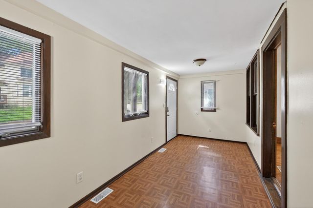 1117 Westminster Street, Saint Paul, MN 55130