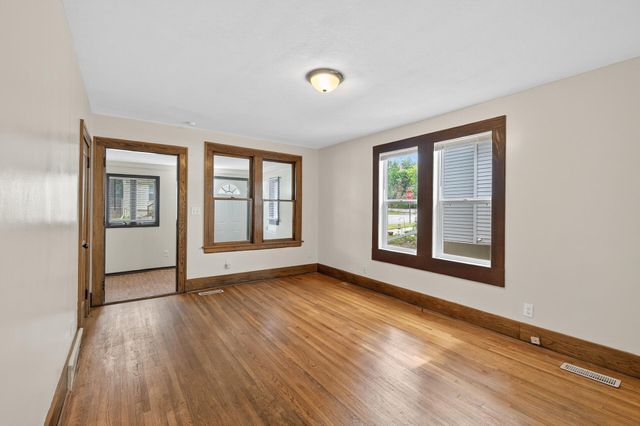 1117 Westminster Street, Saint Paul, MN 55130