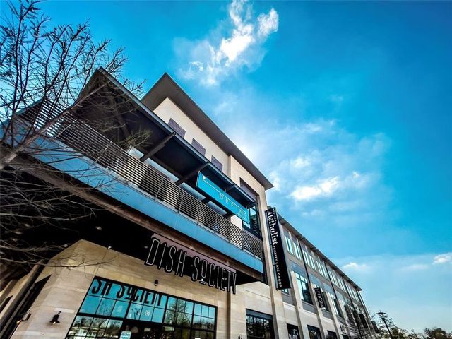 10 Legend Lane, Houston, TX 77024