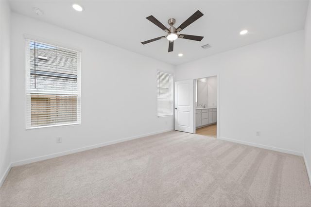 13071 Pine Trace Street, Montgomery, TX 77316