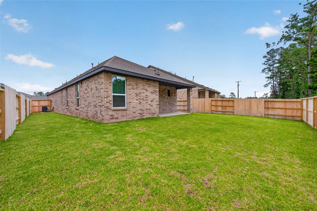 13071 Pine Trace Street, Montgomery, TX 77316