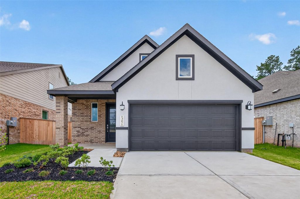 13071 Pine Trace Street, Montgomery, TX 77316