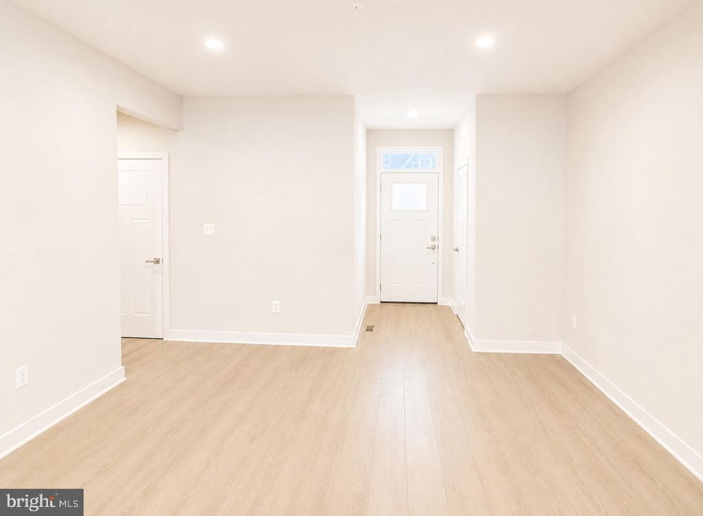 Image 10 of property listing at 2428 STEAMBOAT WAY, Bel Air, MD 21015