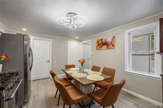 5869 Broadway Street, Lancaster, NY 14086