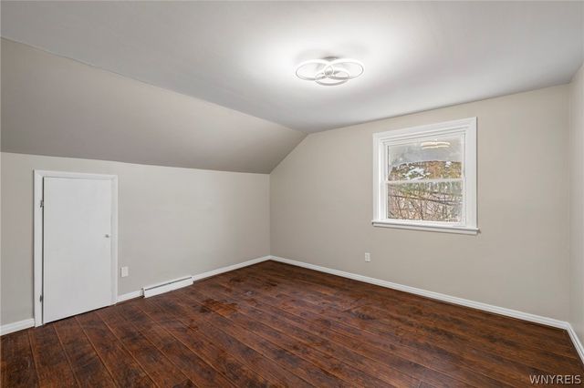 5869 Broadway Street, Lancaster, NY 14086