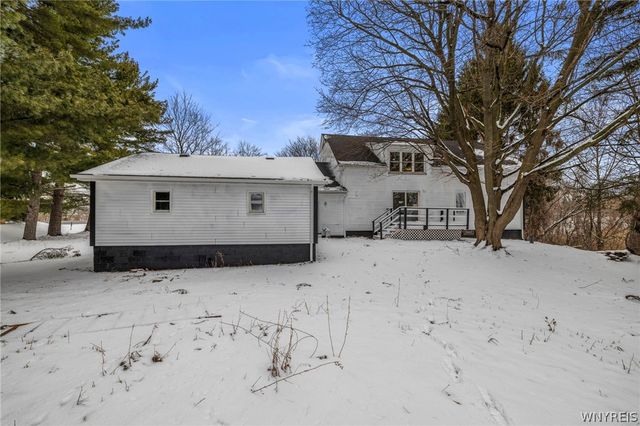 5869 Broadway Street, Lancaster, NY 14086