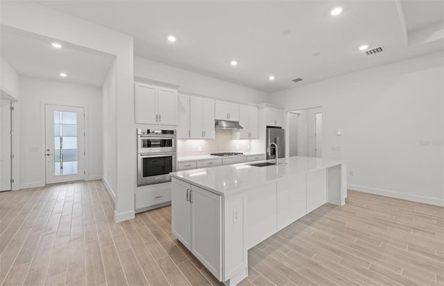 4806 EMPIRE LANDING RUN, Lakewood Ranch, FL 34211