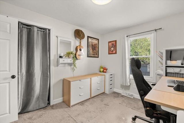 359 Plain St, Brockton, MA 02302
