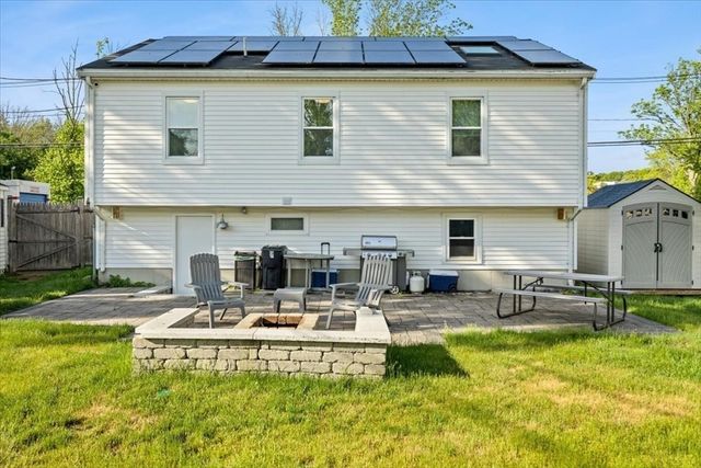 359 Plain St, Brockton, MA 02302