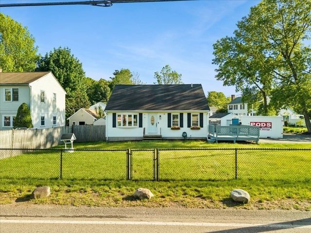 359 Plain St, Brockton, MA 02302