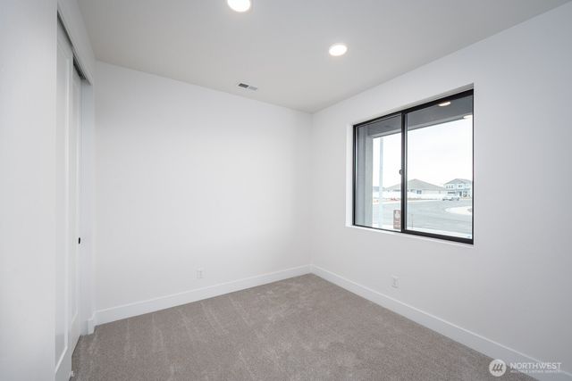 1149 9th Avenue NE, Ephrata, WA 98823