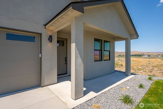 1149 9th Avenue NE, Ephrata, WA 98823