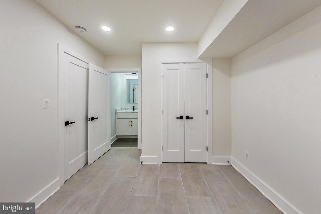 Image 12 of property listing at 1626 NE K ST NE #A, Washington, DC 20002