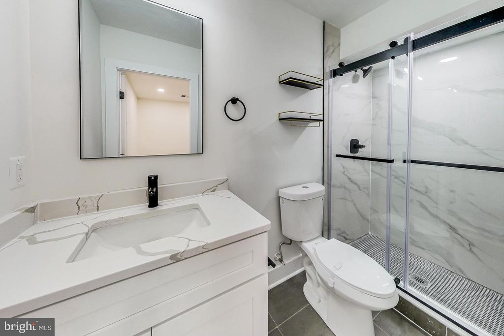 Image 13 of property listing at 1626 NE K ST NE #A, Washington, DC 20002