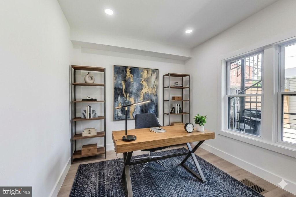 Image 5 of property listing at 1626 NE K ST NE #A, Washington, DC 20002