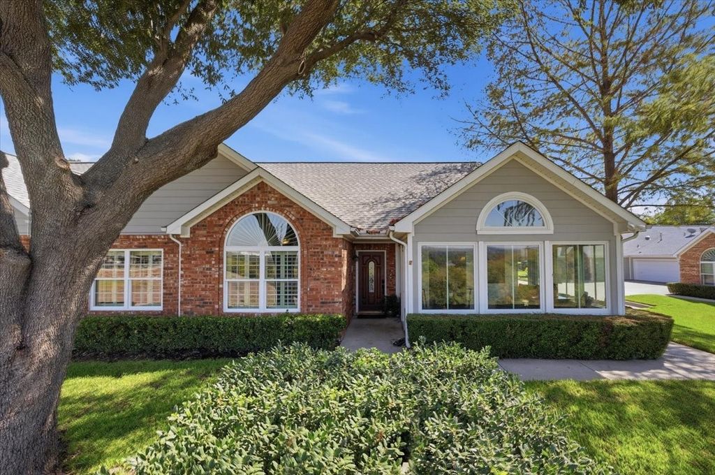 6137 Haley Lane, Fort Worth, TX 76132 — exterior