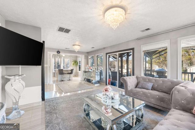 1541 Wynfield Drive, Auburn, GA 30011