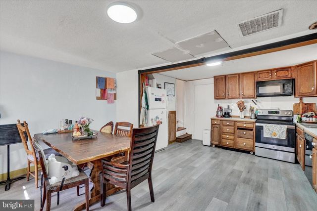 120 CHURCH ST, Glen Rock, PA 17327