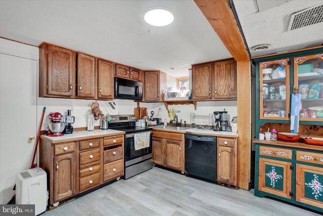 120 CHURCH ST, Glen Rock, PA 17327