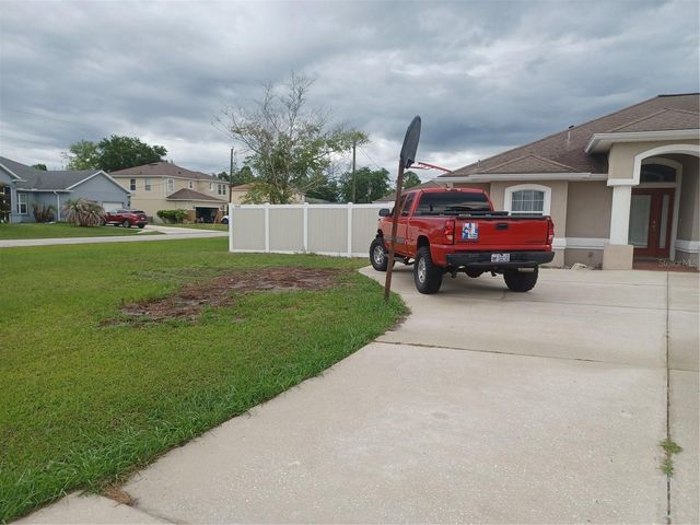 10 ROCKEFELLER DRIVE, Palm Coast, FL 32164