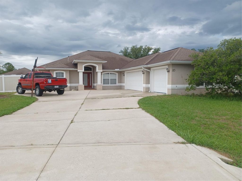 10 ROCKEFELLER DRIVE, Palm Coast, FL 32164