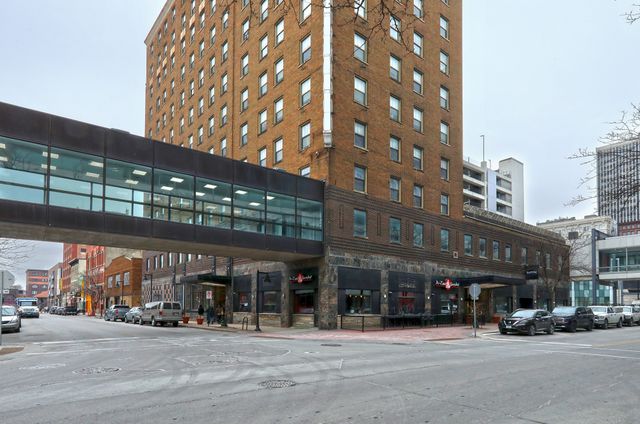 400 Walnut Street 304, Des Moines, IA 50309