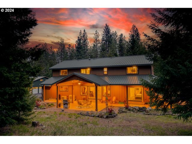 36 LONESOME PINES Dr, Trout Lake, WA 98650