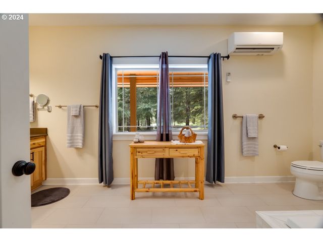 36 LONESOME PINES Dr, Trout Lake, WA 98650