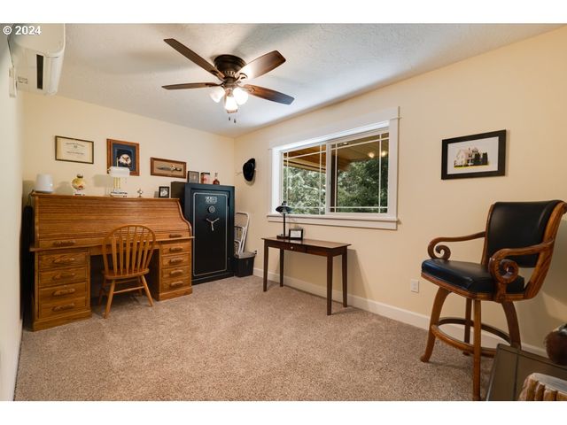 36 LONESOME PINES Dr, Trout Lake, WA 98650