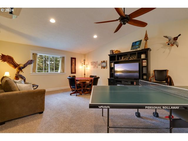 36 LONESOME PINES Dr, Trout Lake, WA 98650