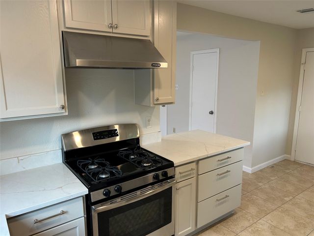 7761 High Village Drive, Houston, TX 77095